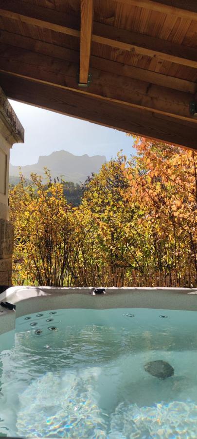 Appartement Au Rez De Jardin D'Une Villa Mexicaine Barcelonnette Eksteriør bilde