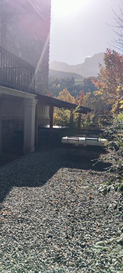 Appartement Au Rez De Jardin D'Une Villa Mexicaine Barcelonnette Eksteriør bilde