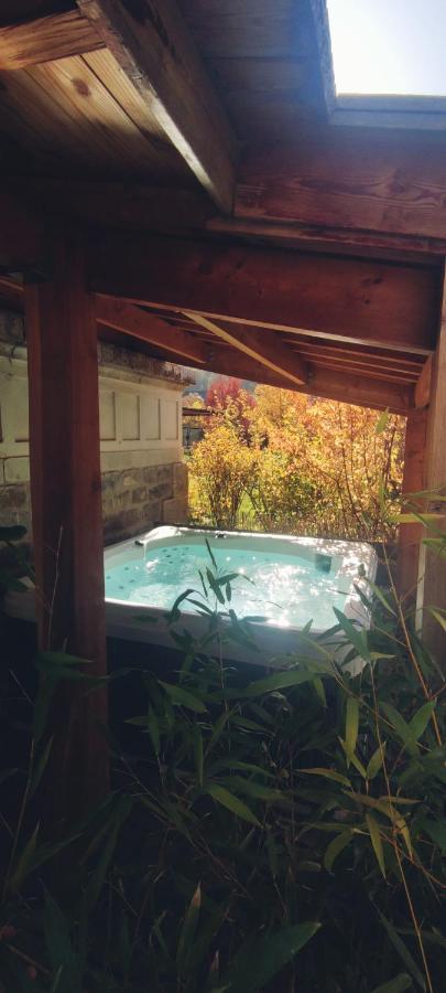 Appartement Au Rez De Jardin D'Une Villa Mexicaine Barcelonnette Eksteriør bilde