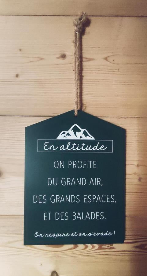 Appartement Au Rez De Jardin D'Une Villa Mexicaine Barcelonnette Eksteriør bilde
