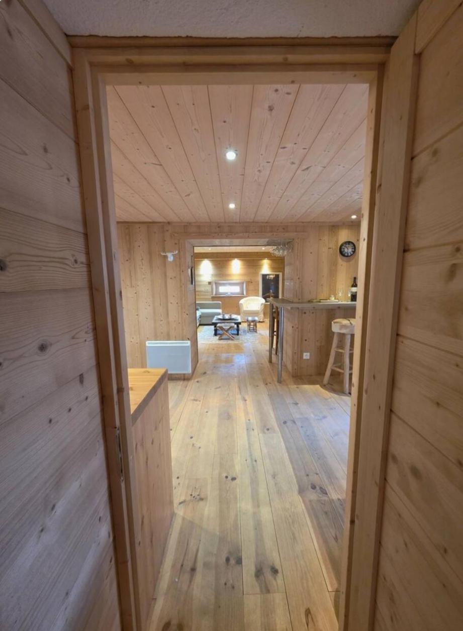 Appartement Au Rez De Jardin D'Une Villa Mexicaine Barcelonnette Eksteriør bilde