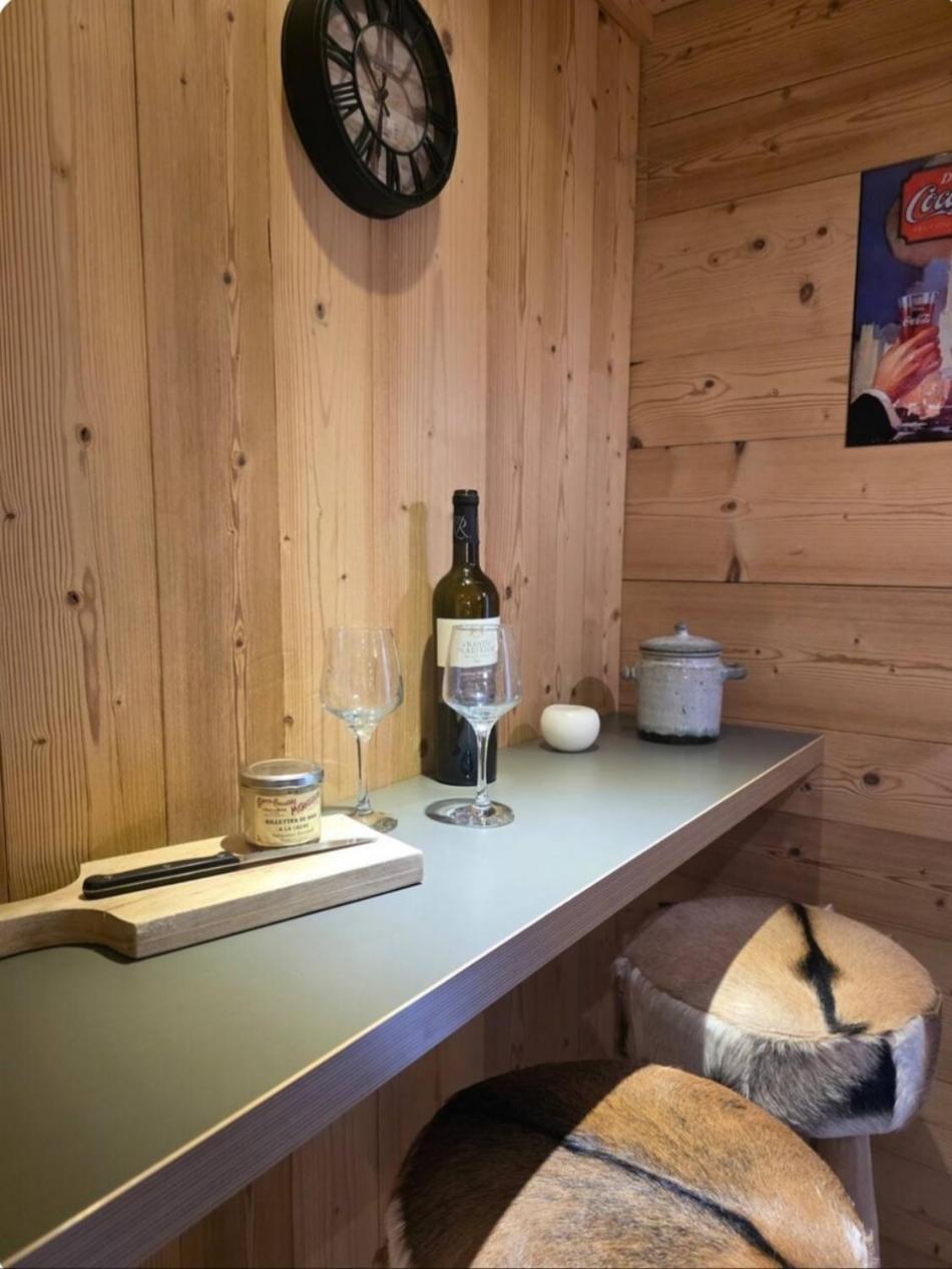 Appartement Au Rez De Jardin D'Une Villa Mexicaine Barcelonnette Eksteriør bilde