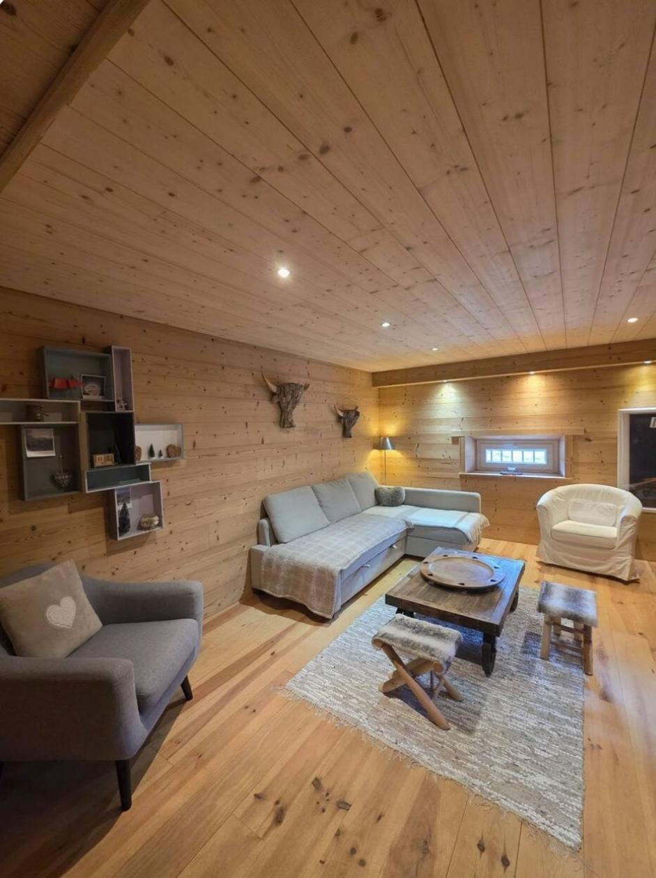 Appartement Au Rez De Jardin D'Une Villa Mexicaine Barcelonnette Eksteriør bilde